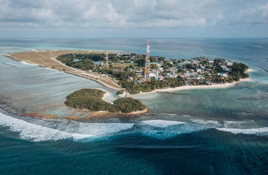 Thulusdhoo Island, Kaafu Atoll, Maldives